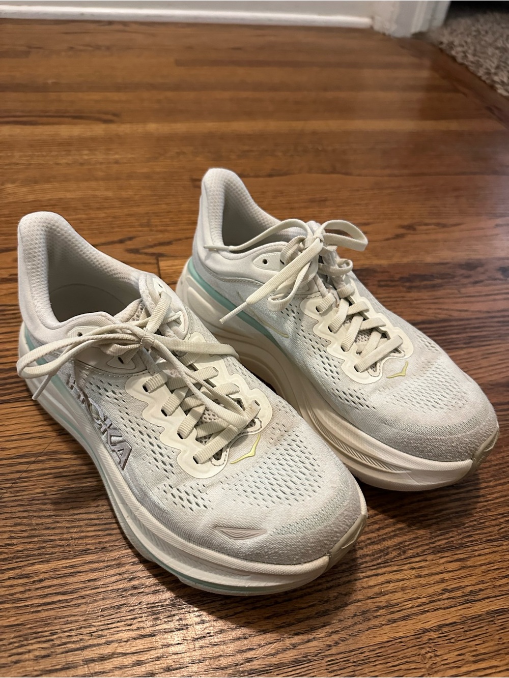 HOKA Women's White/Light Mint Bondi 9 Running Shoes